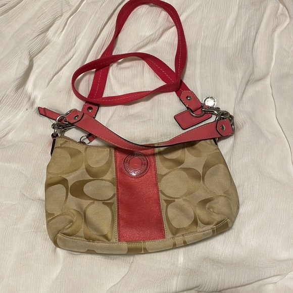 Light pink and brown medium coach handbag - Picture 1 of 6